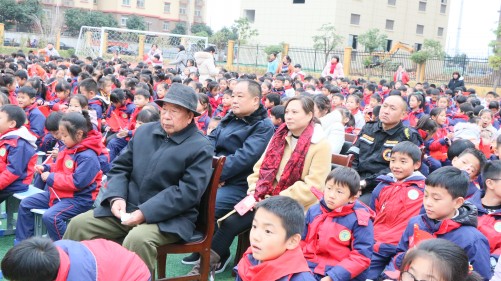 觀眾1_conew1.jpg
